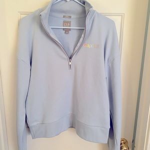 Gap hoodie -crop length